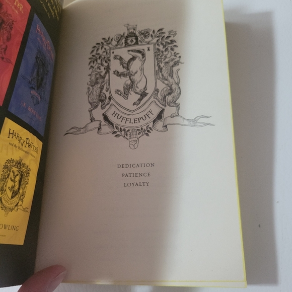 Softcover Harry Potter and The Philosopher Stone - Picture 4 of 5